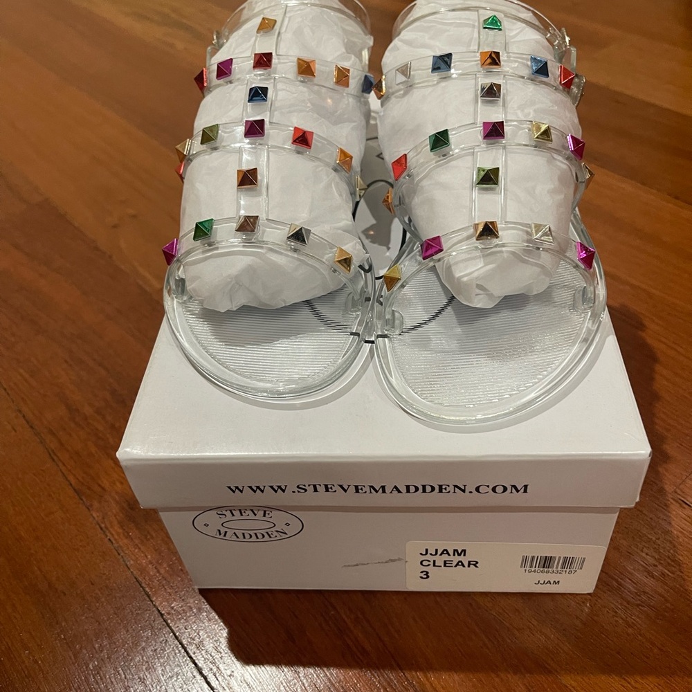 Steve Madden Girls Clear Sandals with Colorful Studs - never work- new in box